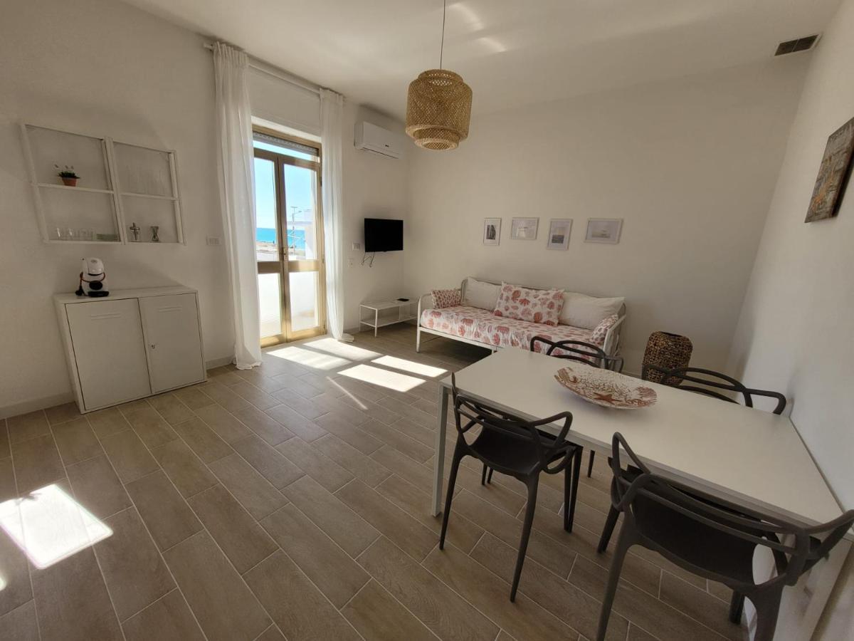 Appartamento Demetrio 50M Mare & Shopping Lido Marini Exterior foto